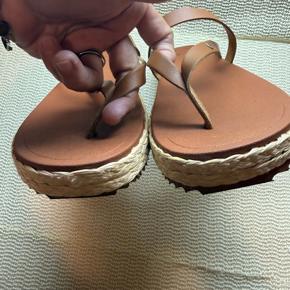 Reef Vista Carmen Flip-Flops - Women's size 11 - Picture 8 of 12
